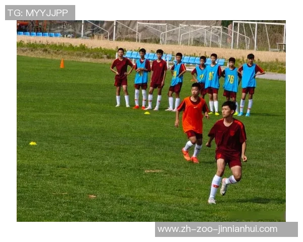 足球建武：培养青少年足球人才的创新模式与实践探索